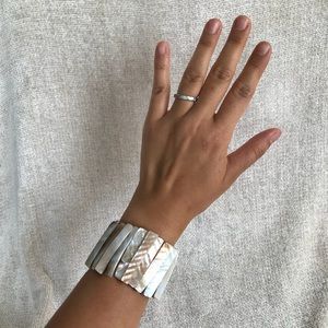 Mother of Pearl Shell Bracelet